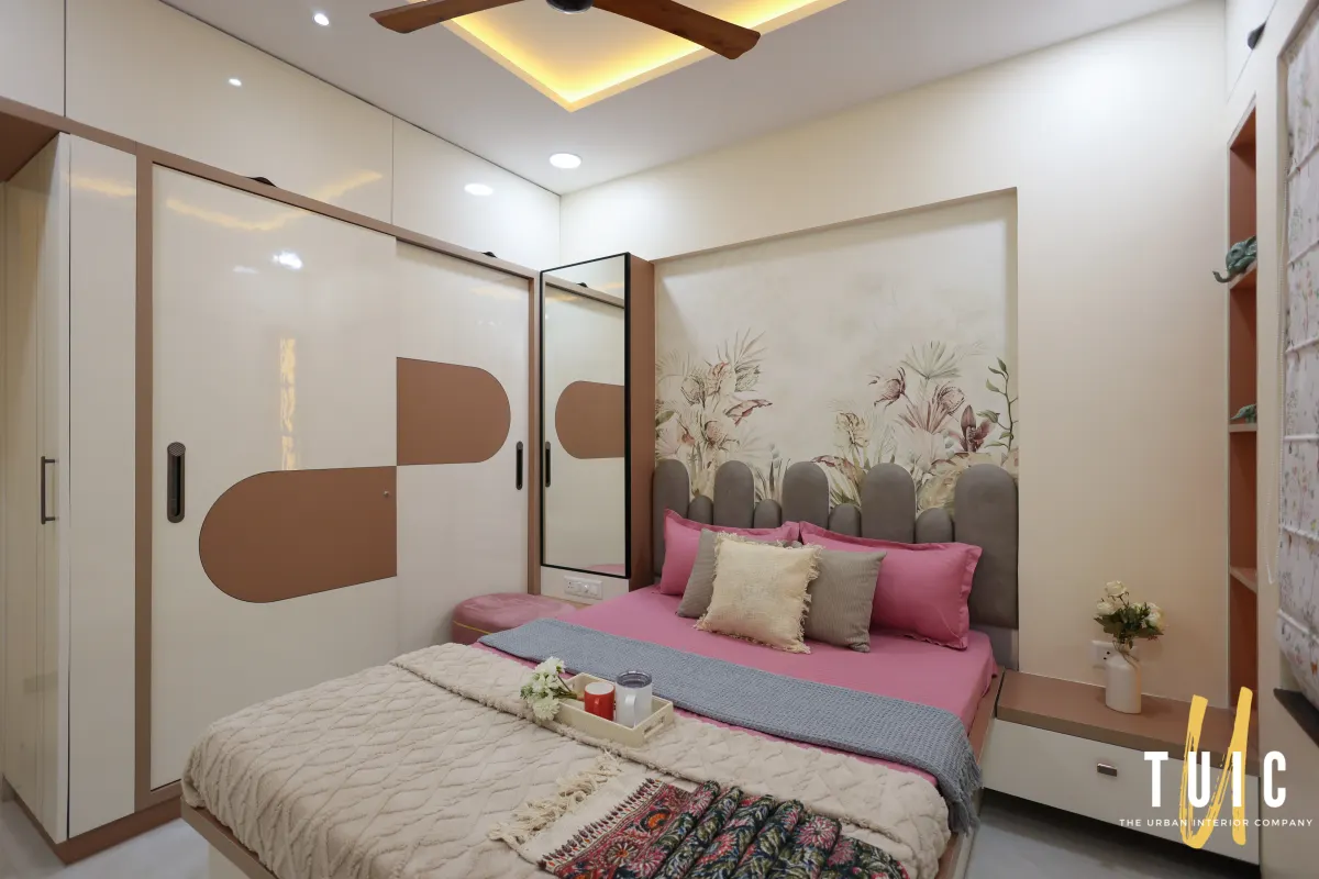 Bedroom — Floral Mural